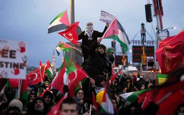Türkiye'de gözaltına alınan İsrail kadın serbest bırakıldı