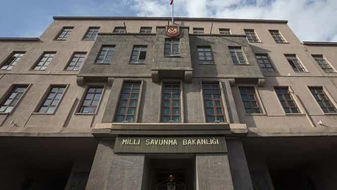 Türkiye: İran'dan ateşlenen balistik mühimmat Hatay'da düşürüldü