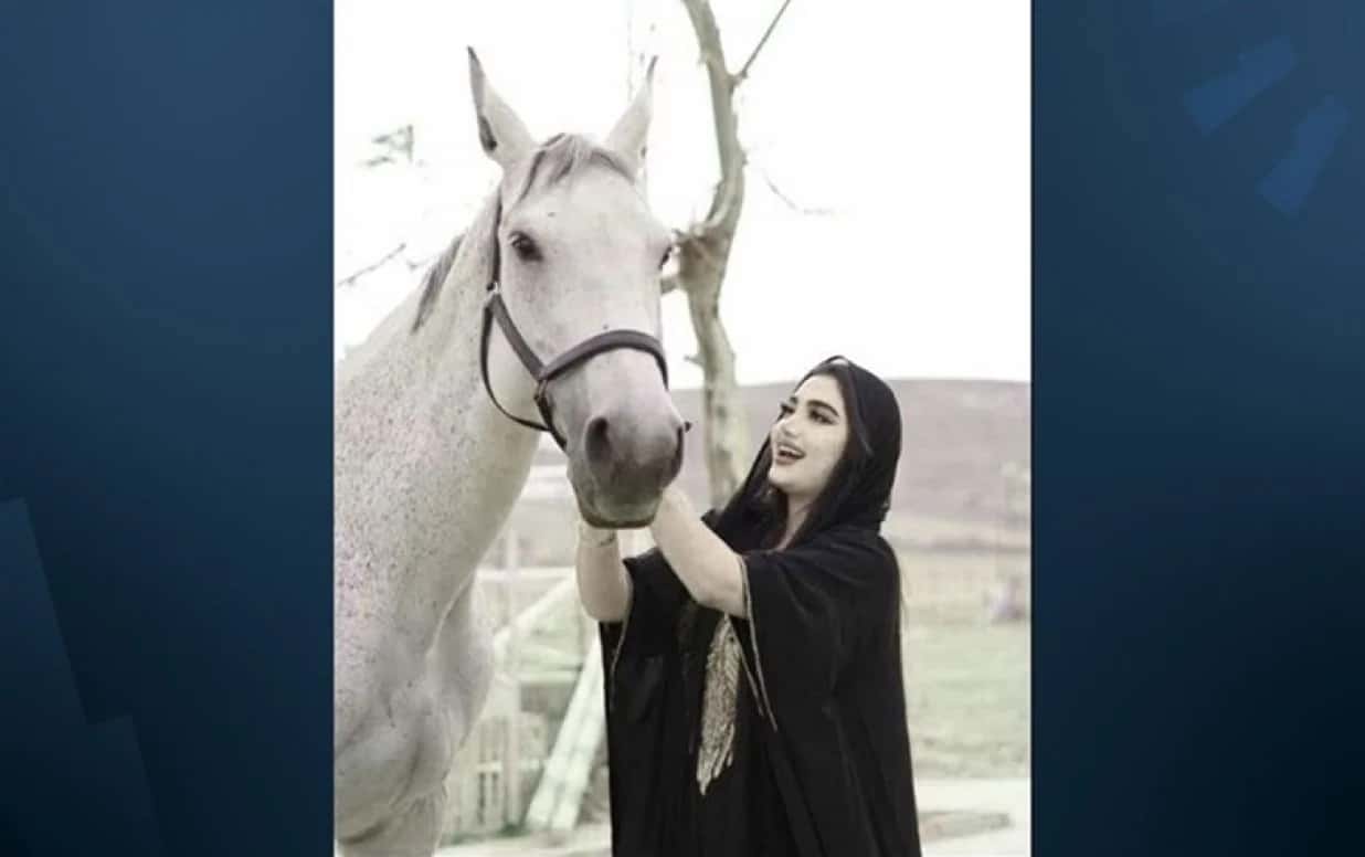 İran’da gözaltına alınan kadın yazara işkence edildi