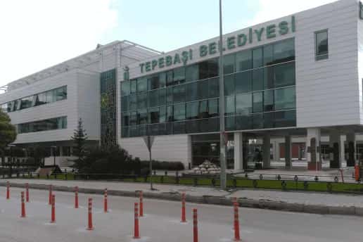 CHP'li Tepebaşı Belediyesi'ne operasyon: Çok sayıda kişi gözaltına alındı