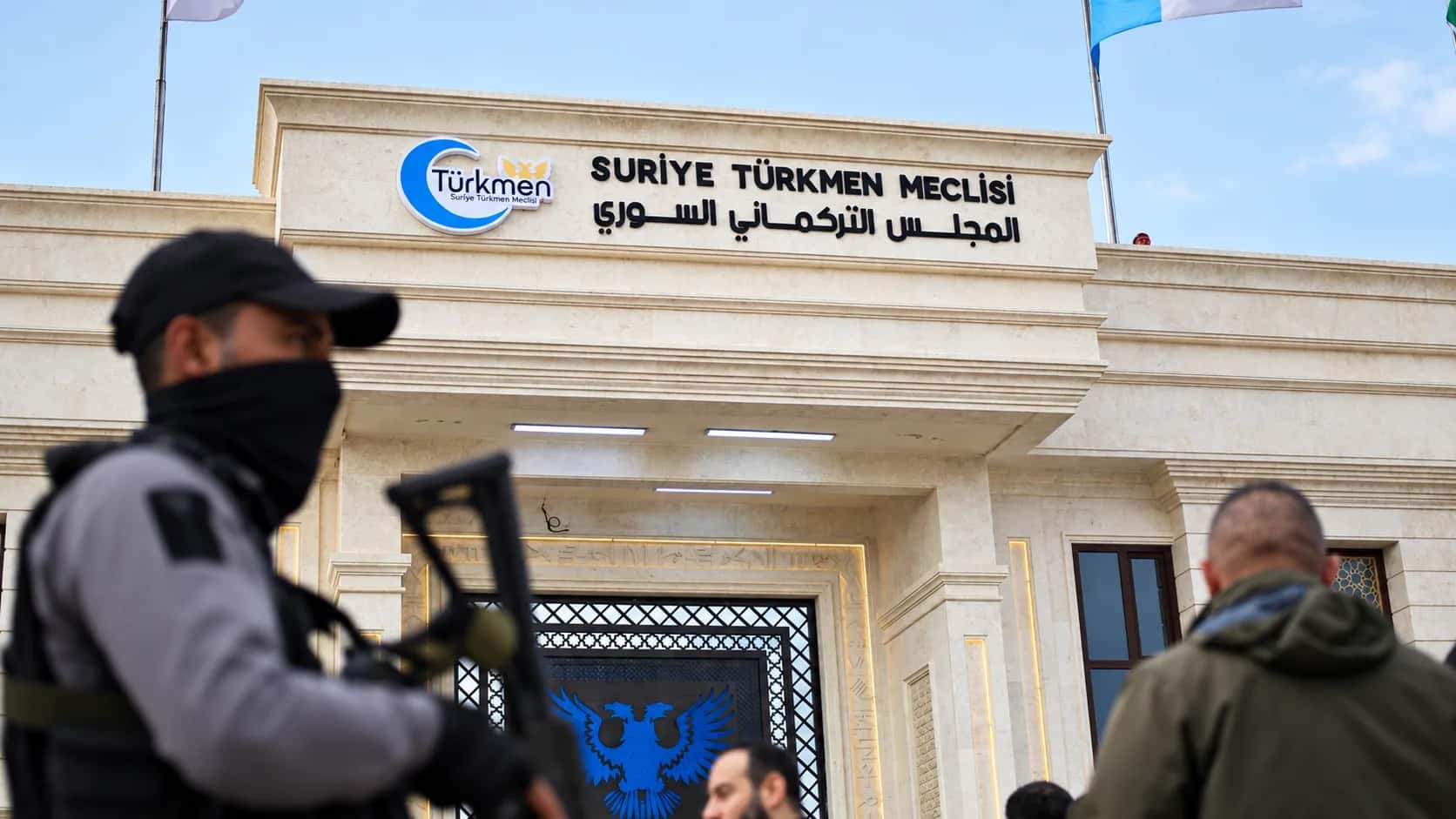 Türkmen Meclisi: Seçmeli Türkçe dersi kaldırıldı, yerine Fransızca getirildi