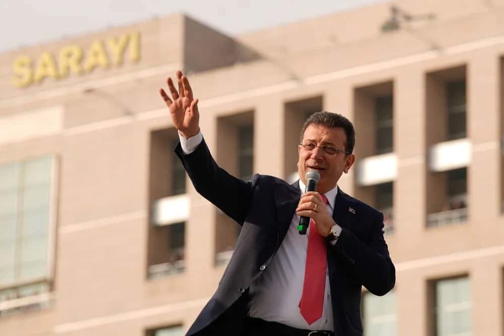 İmamoğlu Reuters’a kouştu: “Erken seçim şimdi yapılmalı”