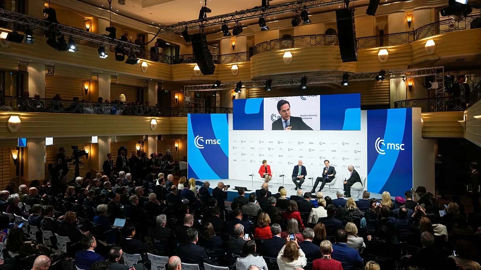 Münih Güvenlik Konferansı başladı: Transatlantik hatta güven krizi