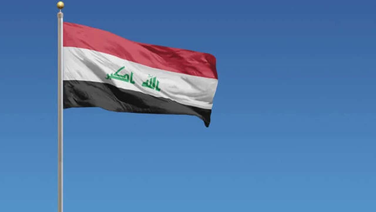Irak açıklarında petrol tankerinde patlama: Petrol limanları durduruldu