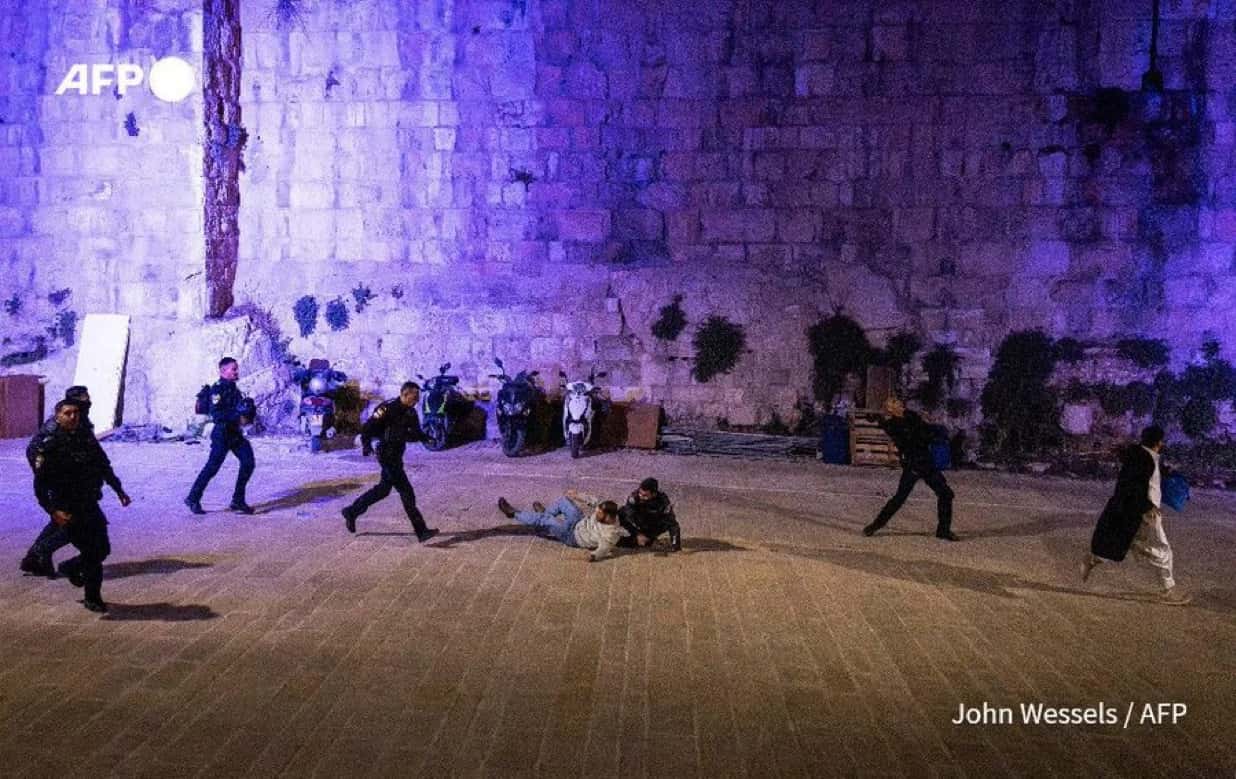 Kudüs’te gazetecilere polis müdahalesi: CNN yapımcısının bileği kırıldı