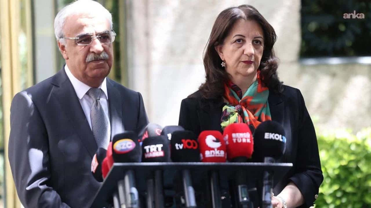 İmralı Heyeti Türkiye İçişleri Bakanı ile görüştü