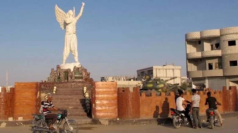 SDG, Kobani kent merkezinden çekildi