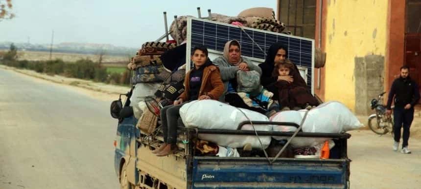 Yoksulluk ve işsizlik göçü büyütüyor: Güney Haseke’den Şam ve Dera’ya yeni göç dalgası