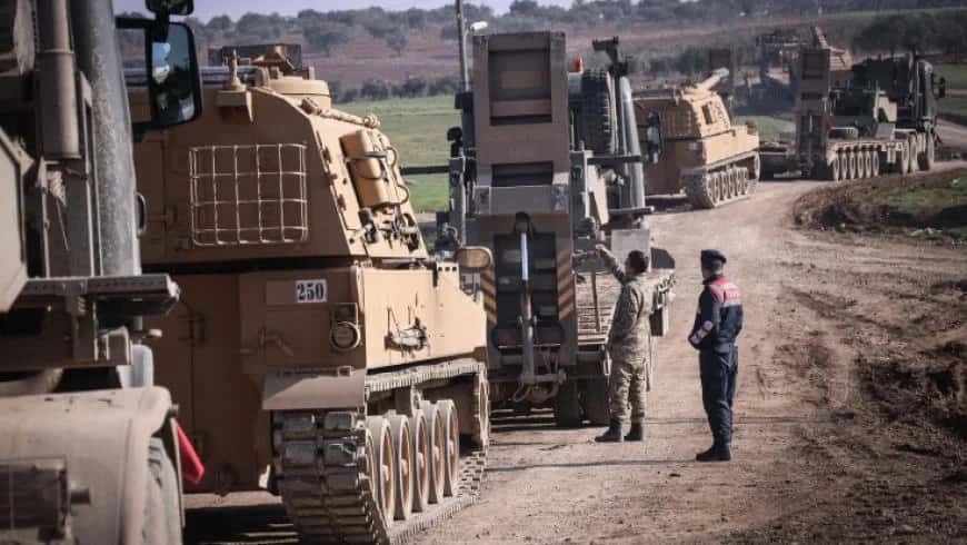 TSK, Ayn İsa’da M4 karayolunun kuzeyindeki stratejik üsleri tahliye ediyor