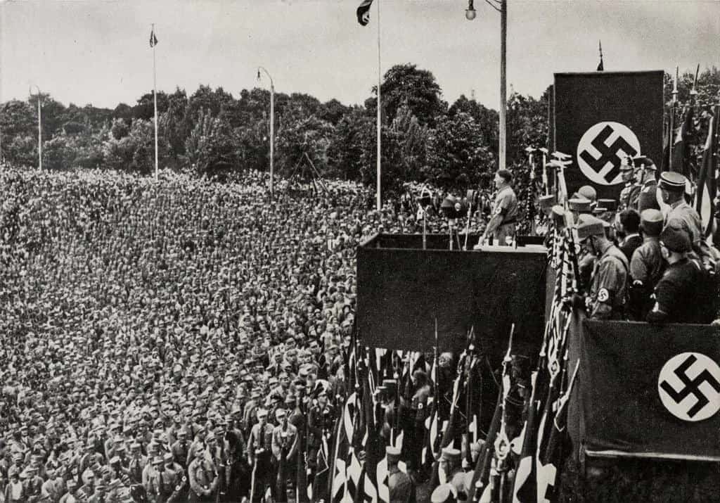 Nazi Partisi Üyesi 11 Milyon Kişinin Kayıtları Açıldı