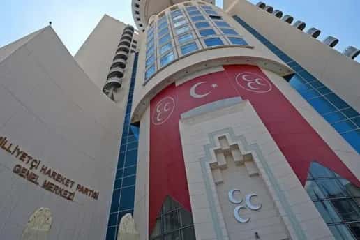 MHP'de bir il teşkilatı daha feshedildi