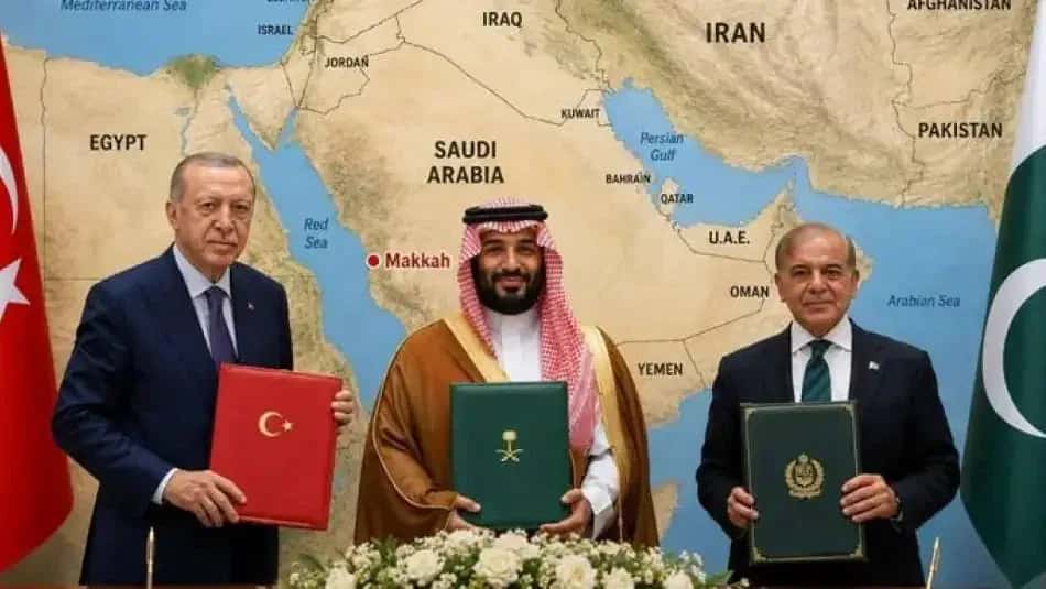 بعد تقدم الحوثيين: اجتماع طارئ لرؤساء أركان تركيا والسعودية وباكستان