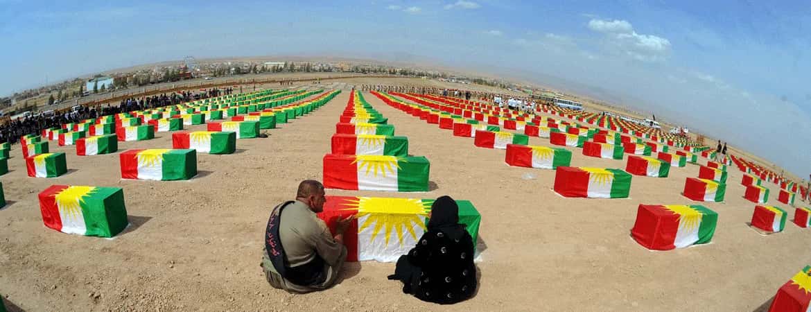 عراق پیکر ۱۵۳ قربانی الانفال را از بیابان سماوه به اقلیم کردستان تحویل میدهد؛ همگی زن و کودک