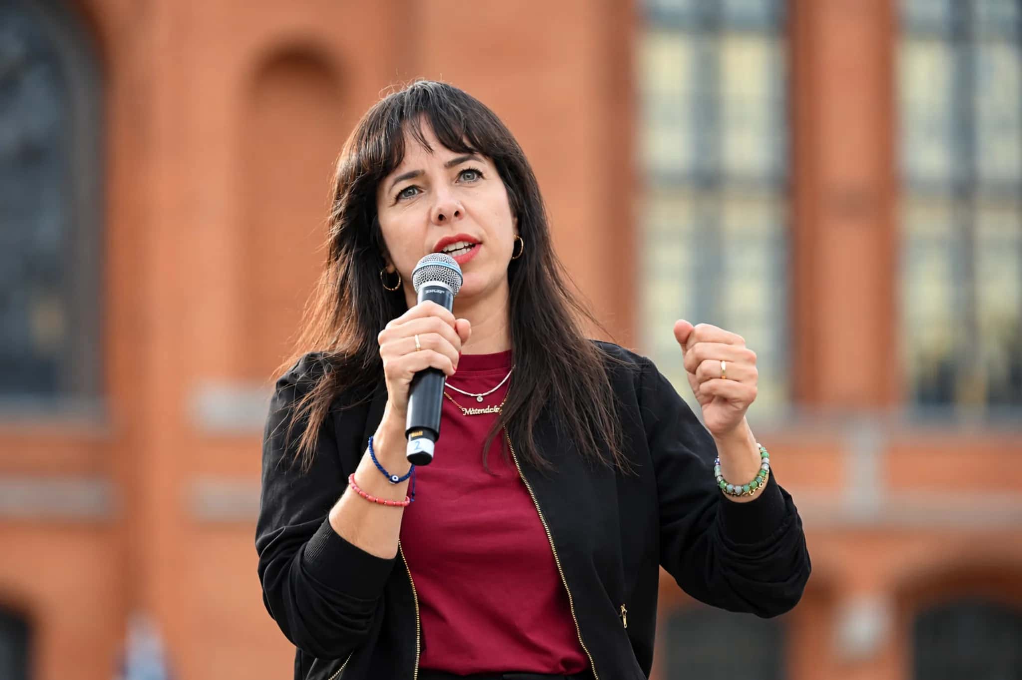 Elif Eralp'in gizli notları Spiegel'e sızdı: "Kendimi ve ailemi tehlikeye atamam"