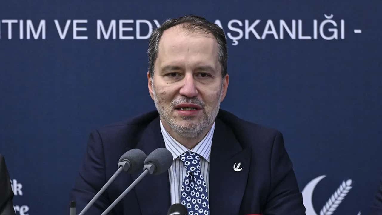Fatih Erbakan Amed'de anadilde eğitimi "hak" saydı, Şeyh Said kararını eleştirdi