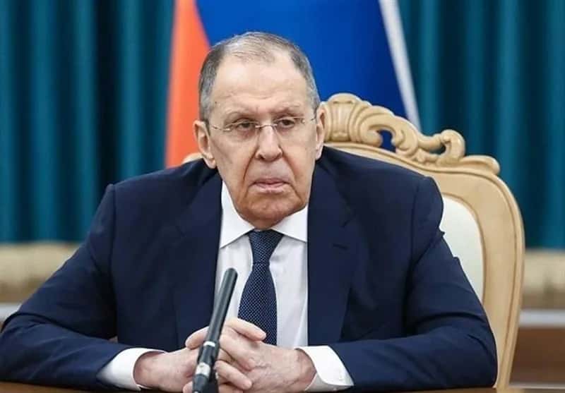 Lavrov Tahran'da, Moskova İran'la anlaşmalardan geri adım atmıyor